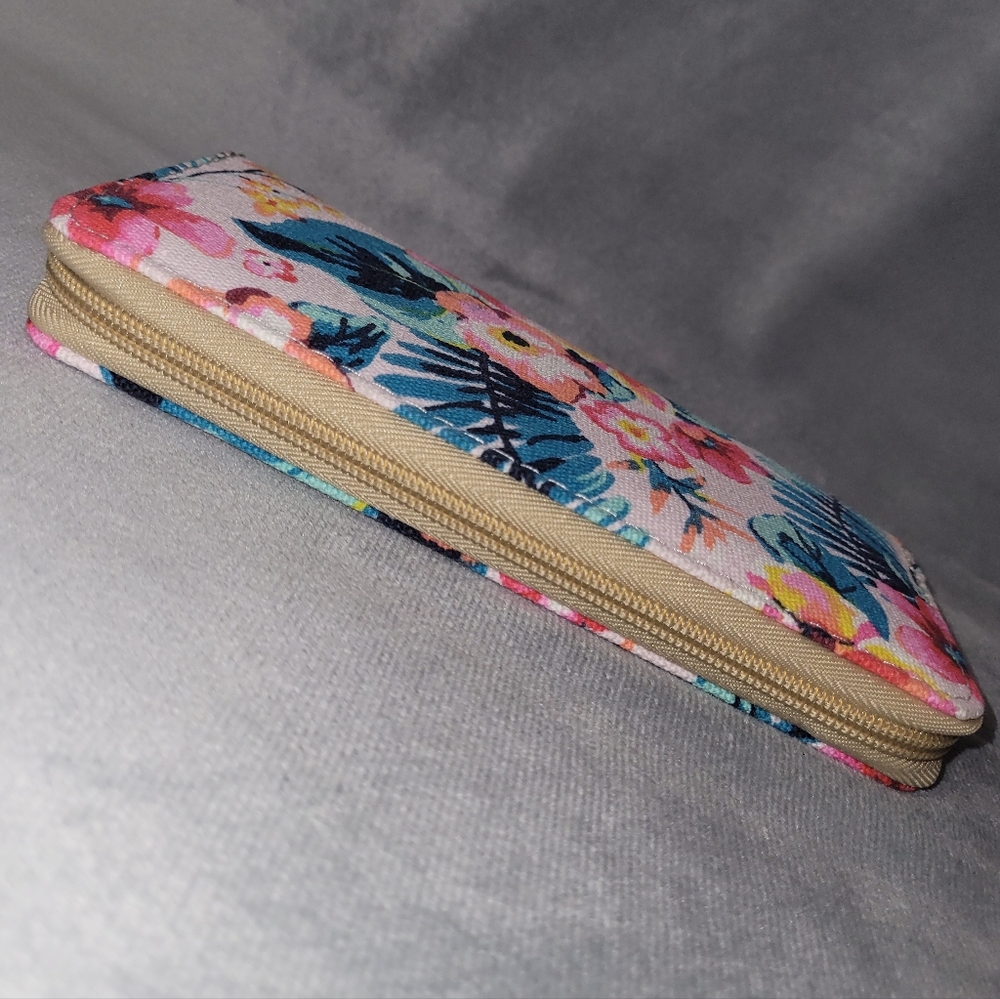 Canvas Zip Wallet - Picture 8 of 16